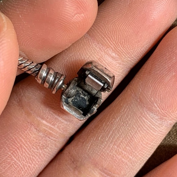 Pandora Snake Chain Bracelet w/ NEW 9 Harry Potter Themed Charms EUC - Picture 12 of 12